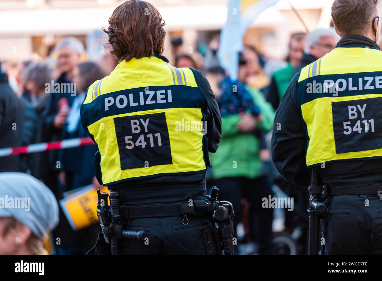 stellenanzeigen polizei augsburg