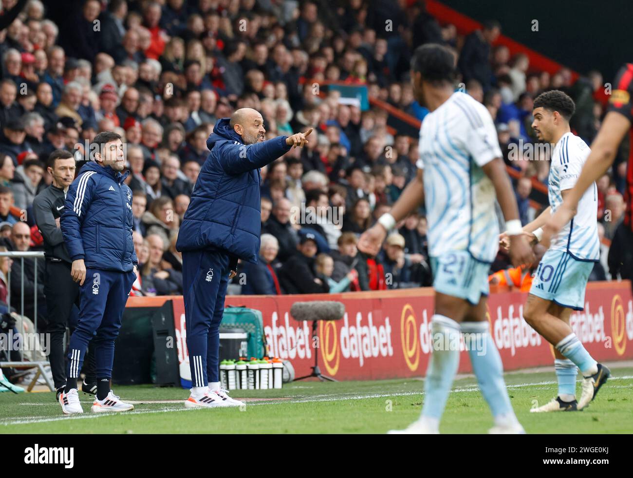 Vitality Stadium, Boscombe, Dorset, UK. 4th Feb, 2024. Premier League Football, AFC Bournemouth versus Nottingham Forest; Nuno Espirito Santo the manager of Forest Credit: Action Plus Sports/Alamy Live News Stock Photo