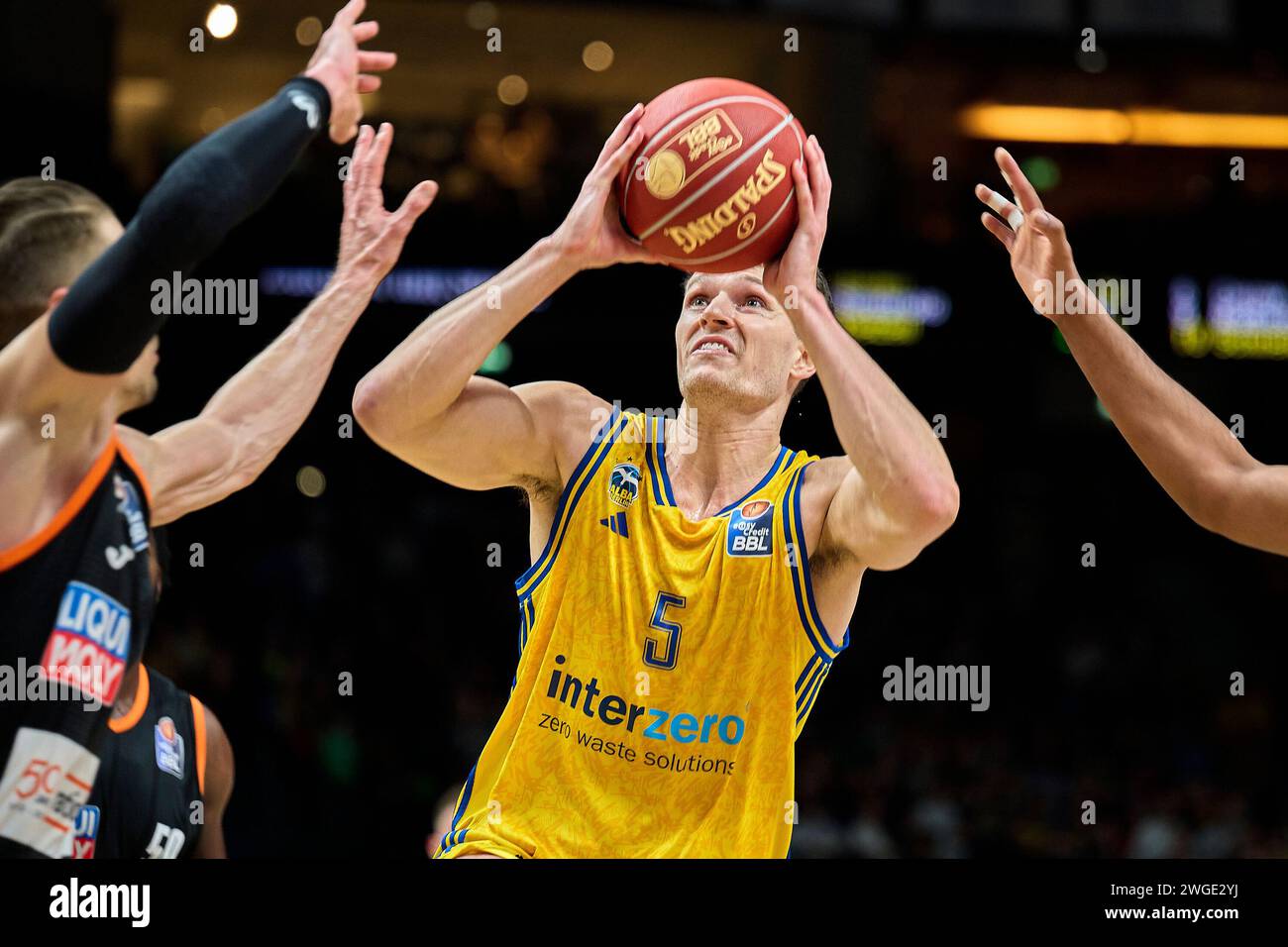 Berlin, Deutschland. 04th Feb, 2024. Yanni Wetzell (Alba Berlin, #05 ...