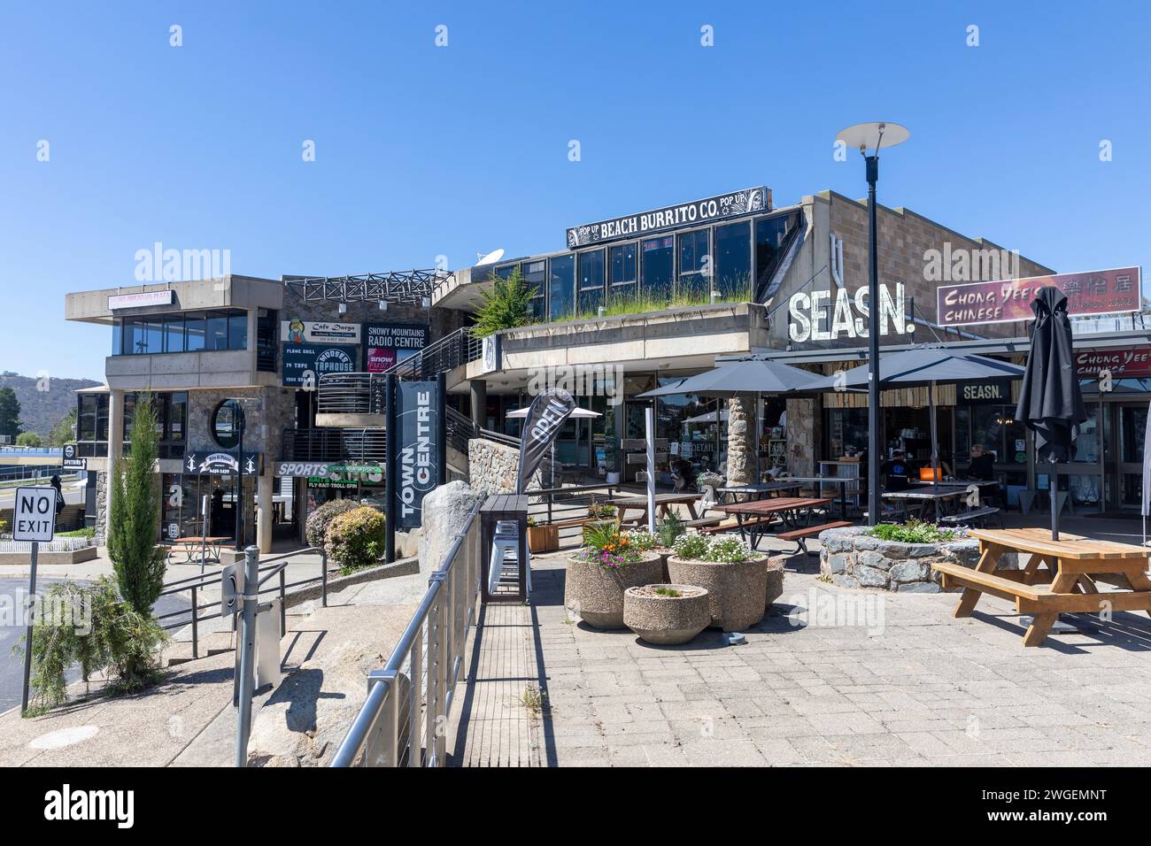 Jindabyne, australian town in south east New South Wales, shops and