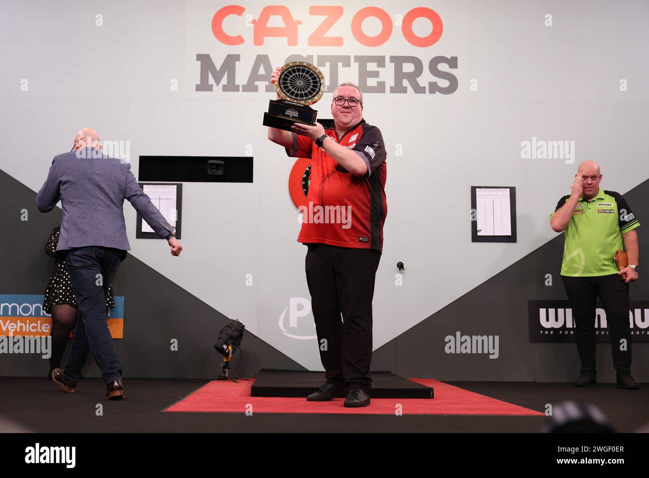 Marshall Arena, Milton Keynes, UK. 4th Feb, 2024. 2024 PDC Cazoo Darts