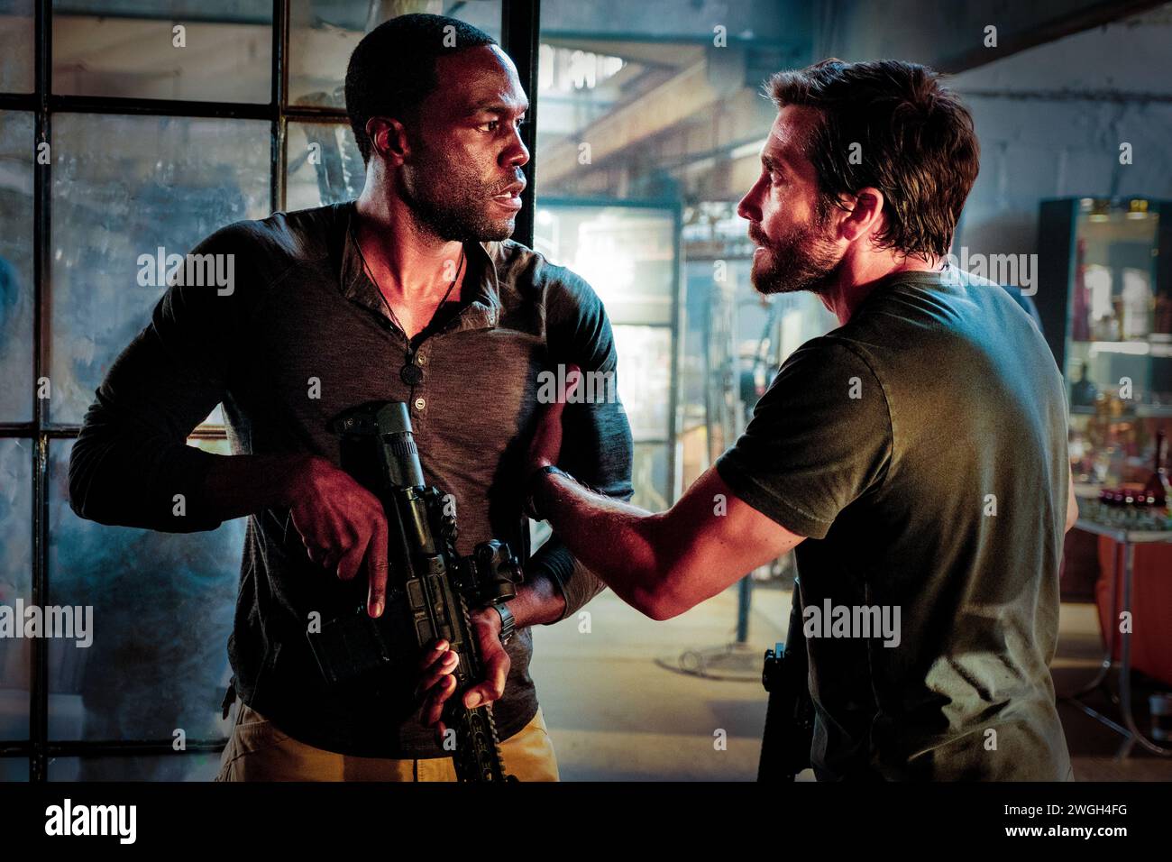 Ambulance (2022) directed by Michael Bay and starring Jake Gyllenhaal and Yahya Abdul-Mateen II adoptive brothers who steal an ambulance after their heist goes awry. Publicity photograph ***EDITORIAL USE ONLY***. Credit: BFA / Andrew Cooper / Universal Pictures Stock Photo