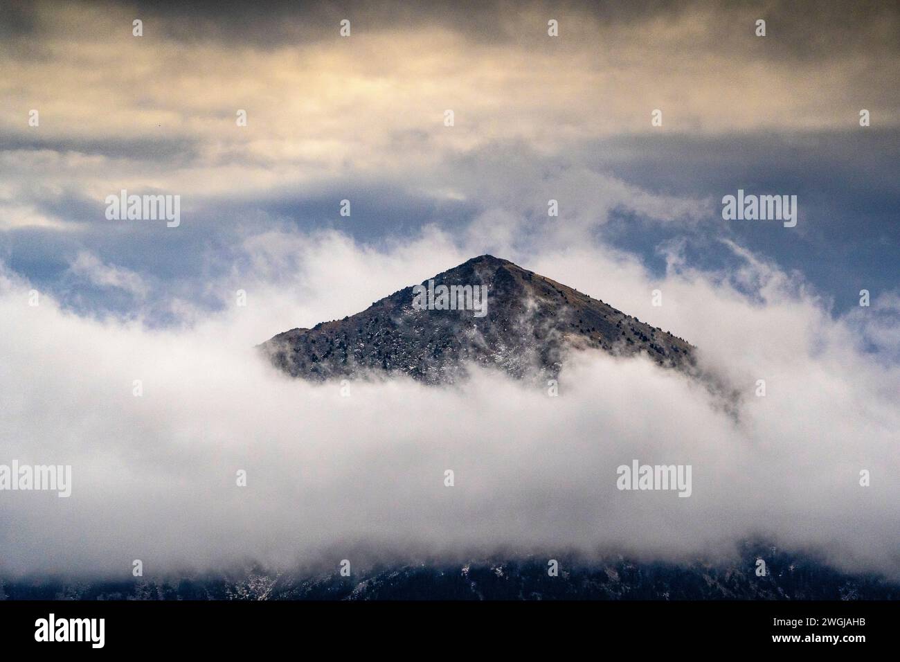 No snow on mountains - Cambre d'Az, Pyrenees Orientales, January 2024 Stock Photo