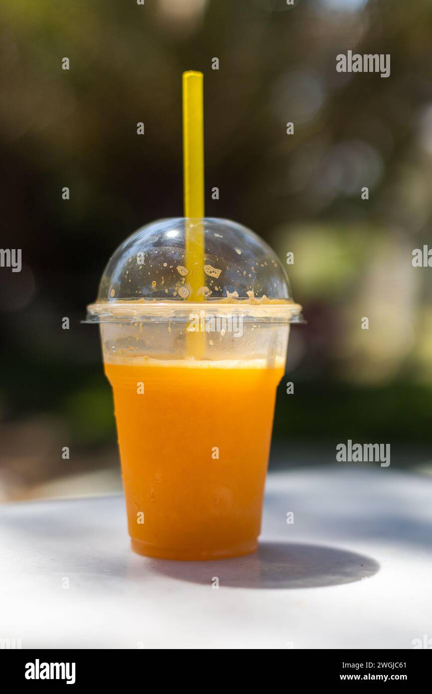 Plastic cup tasty mango hires stock photography and images Alamy — free download