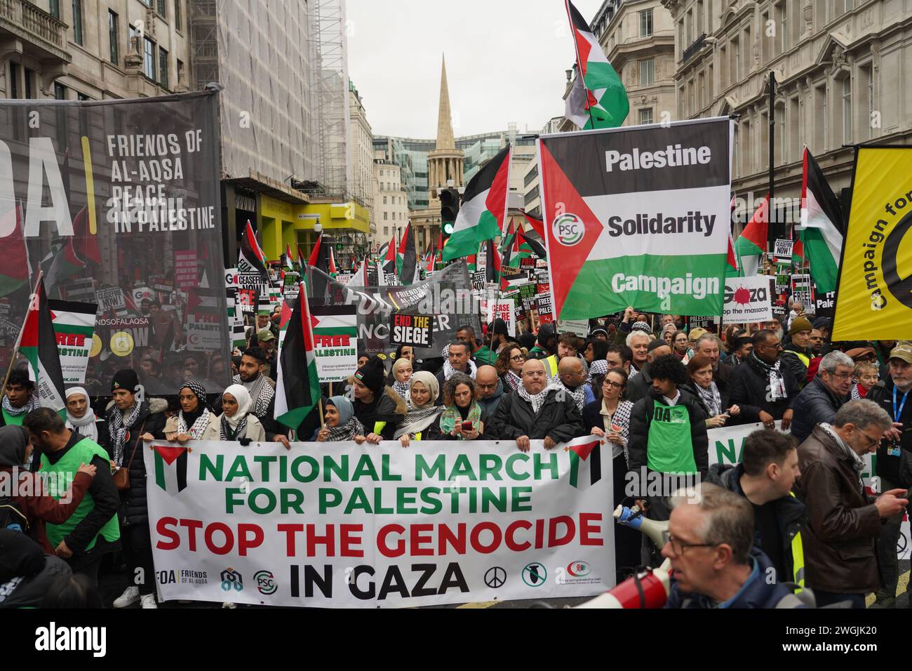 Hundreds of thousands march on National March for Palestine in London