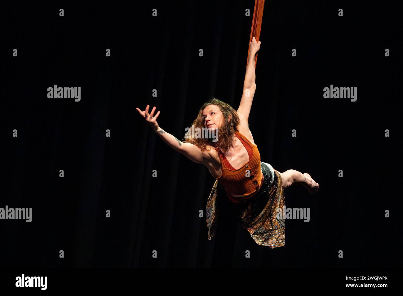 Rosella Elphinstone performing at the Circus for Gaza fundraising event