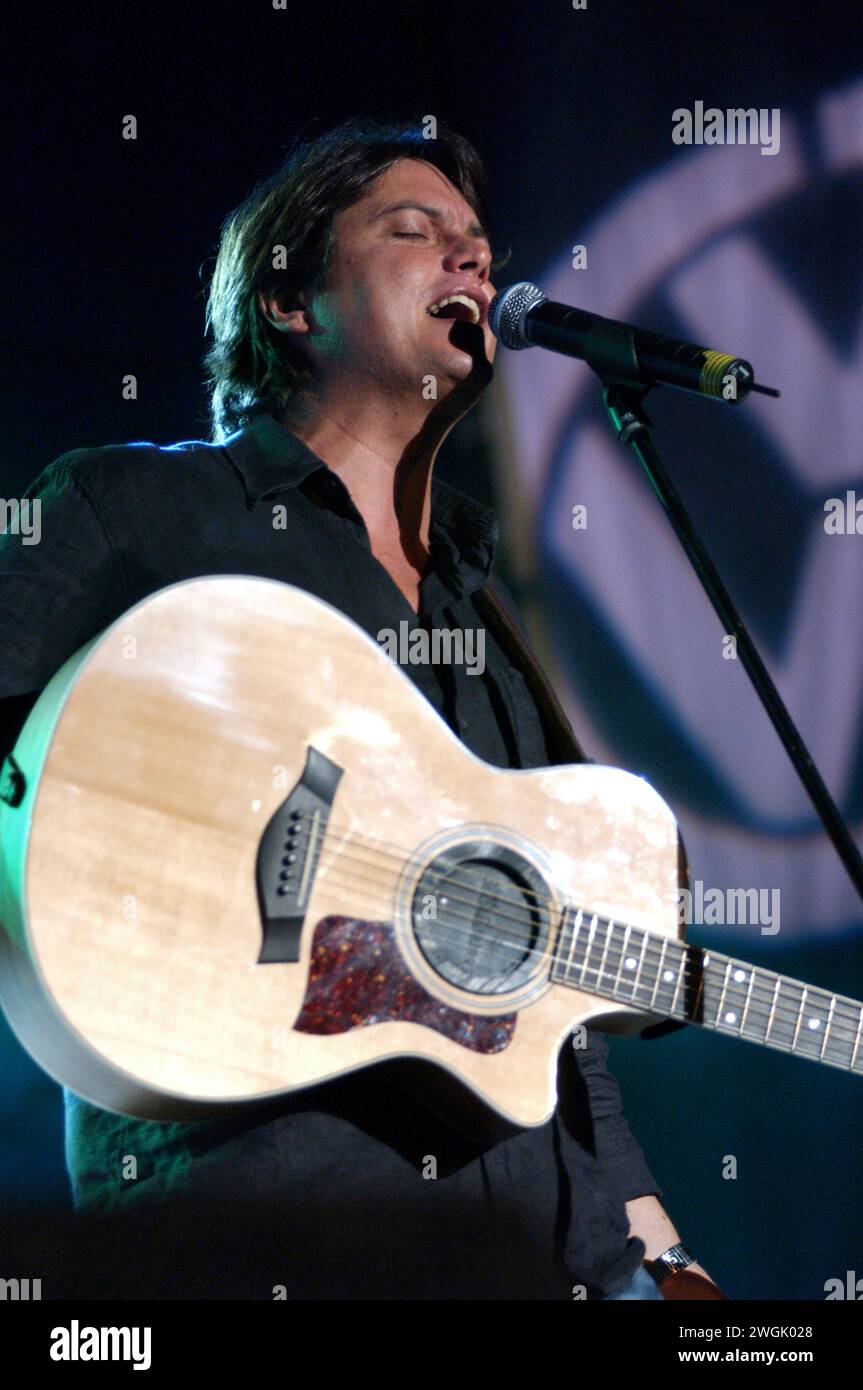 Milan Italy 2002-06-20: Cristiano De André, Italian singer, during the live concert at the “Giro l'Europa Tour” event Stock Photo