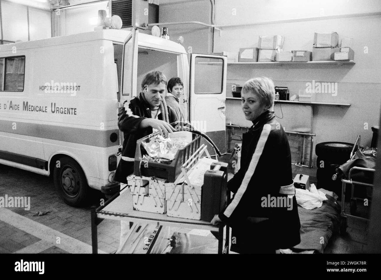 Service aide medicale urgence hi-res stock photography and images - Alamy