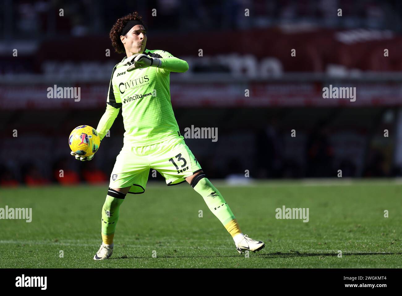 Guillermo Ochoa of Us Salernitana in action during the Serie A match beetween Torino Fc and Us Salernitana at Stadio Olimpico on February 4 2023 in Turin, Italy . Stock Photo