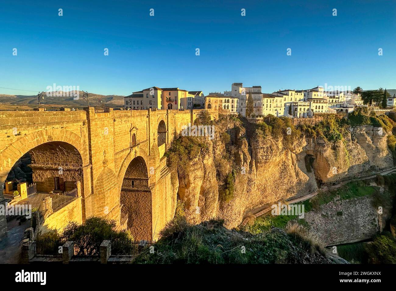 Puente Nuevo, road bridge over the El Tajo Gorge connecting the old town with the new town, Spain, Andalusia, Malaga, Ronda Stock Photo