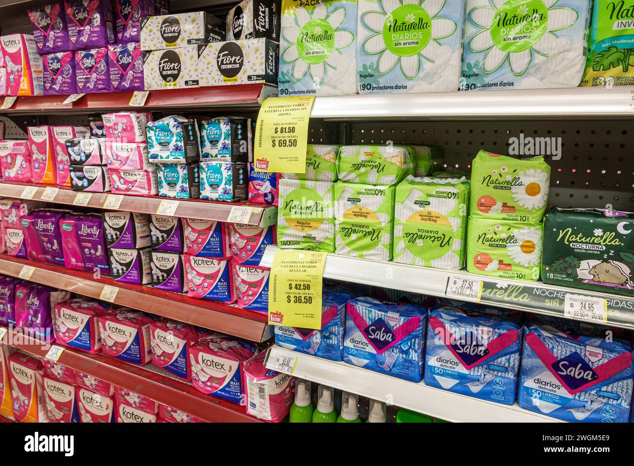 Merida Mexico,Barrio de Santiago Centro,Calle 72,Super Aki Santiago,grocery store supermarket,food market marketplace,business,aisle,inside interior d Stock Photo