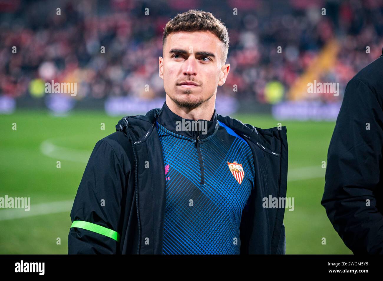 Madrid, Madrid, Spain. 5th Feb, 2024. Adria Giner Pedrosa of Sevilla seen before the La Liga EA Sports 2023/24 football match between Rayo Vallecano vs Sevilla at Estadio Vallecas in Madrid, Spain. (Credit Image: © Alberto Gardin/ZUMA Press Wire) EDITORIAL USAGE ONLY! Not for Commercial USAGE! Stock Photo