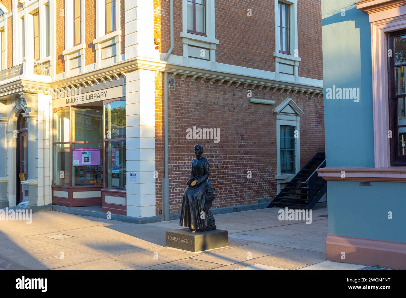 Mudgee sculptor margot stephens hires stock photography and images Alamy