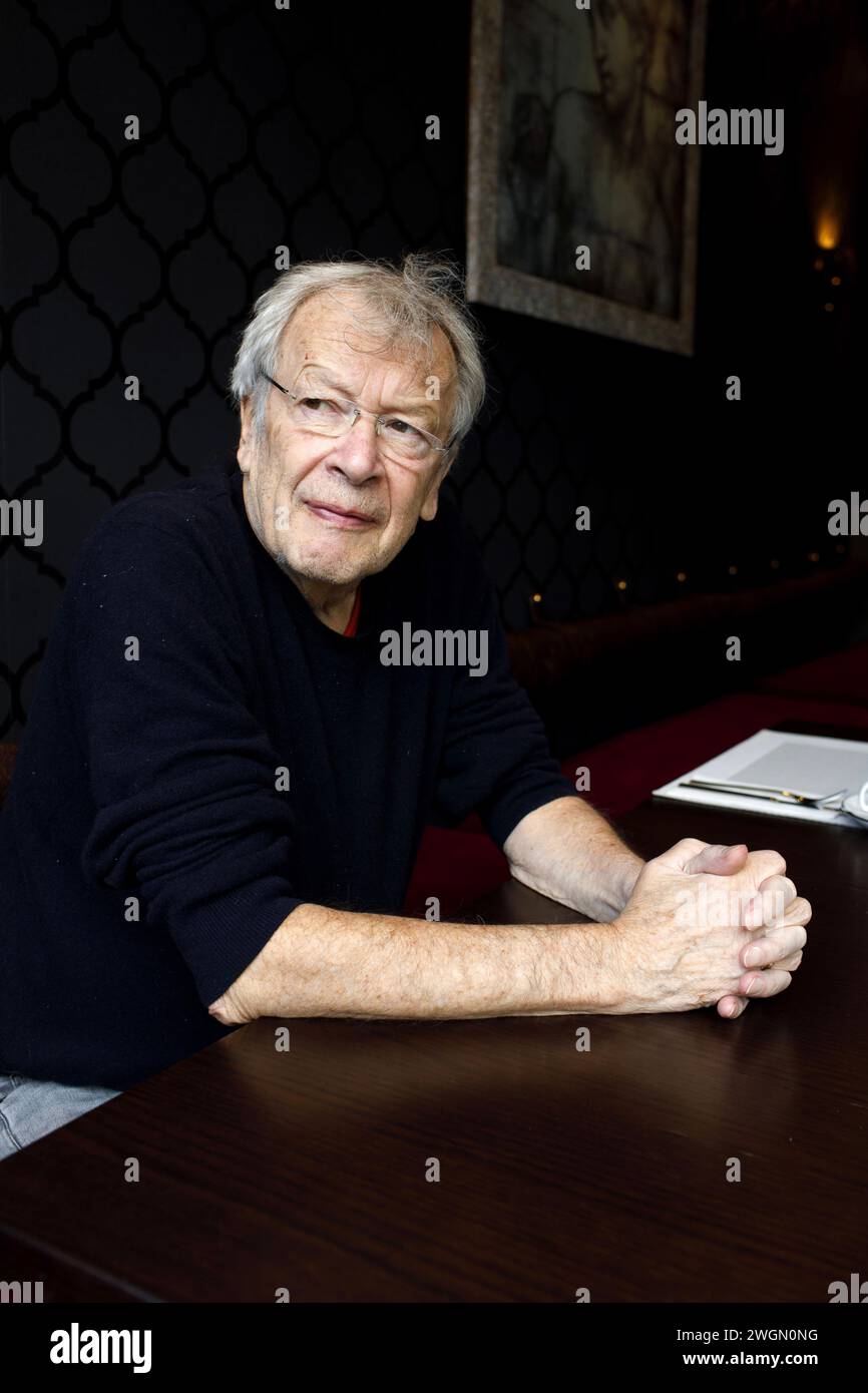 Viktor erofeev hi-res stock photography and images - Alamy