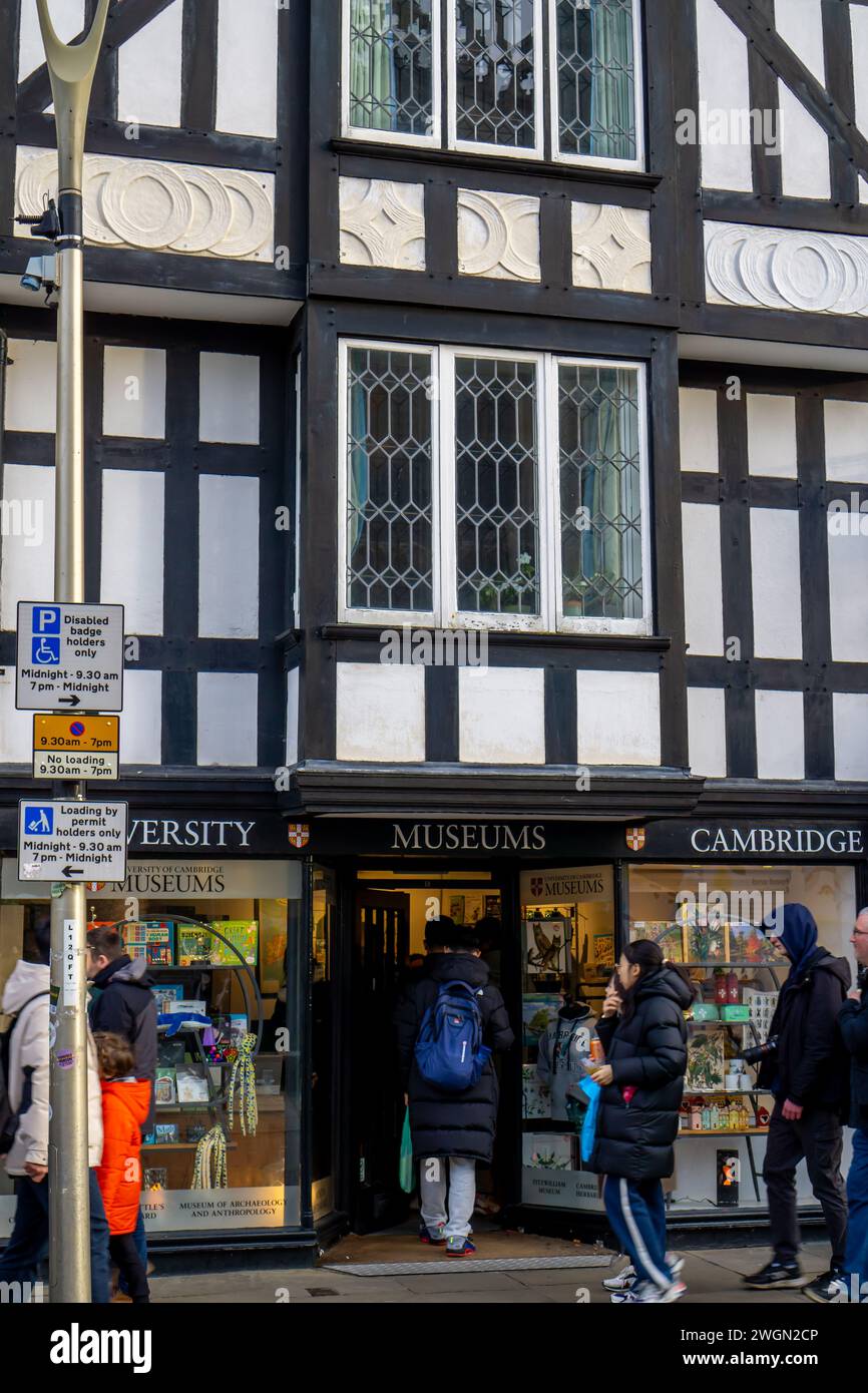 University Of Cambridge Museums Gift Shop at Kings Parade in Cambridge UK Stock Photo