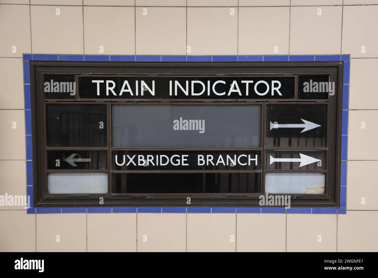 South Harrow Station train indicator Board Stock Photo Alamy