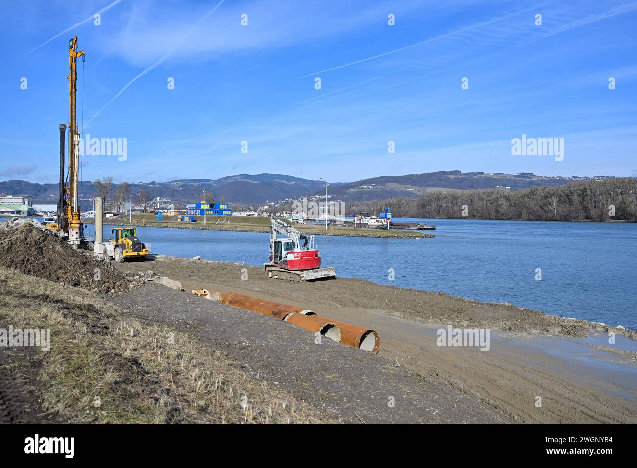 Spatenstich Hochwasserschutz Hafen Linz, 06.02.2024, Hafen Linz, AUT ...