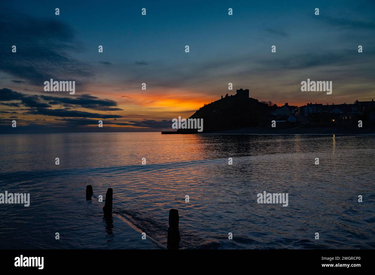 Denbigh castle and town hi-res stock photography and images - Alamy