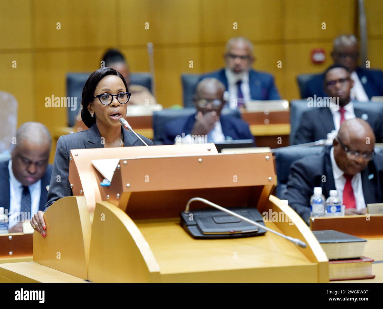 (240206) -- GABORONE, Feb. 6, 2024 (Xinhua) -- Peggy Serame, Botswana's finance minister, presents the 2024/2025 budget proposal to the National Assembly in Gaborone, Botswana, on Feb. 5, 2024. TO GO WITH 'COVID-19, Russia-Ukraine conflict disrupt Botswana's socioeconomic plans: minister' (Photo by Tshekiso Tebalo/Xinhua) Stock Photo