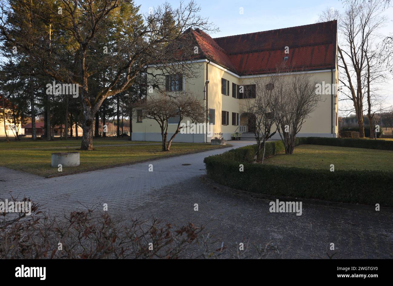 Andechs, Germany. 06th Feb, 2024. The prisoner house at Andechs-Rothenfeld prison. Star chef Alfons Schuhbeck has been transferred to another prison. Since Monday, he has been in a branch of the Landsberg am Lech correctional facility (JVA) in Rothenfeld in Andechs, the JVA confirmed on February 6 in response to an inquiry. Credit: Karl-Josef Hildenbrand/dpa/Alamy Live News Stock Photo