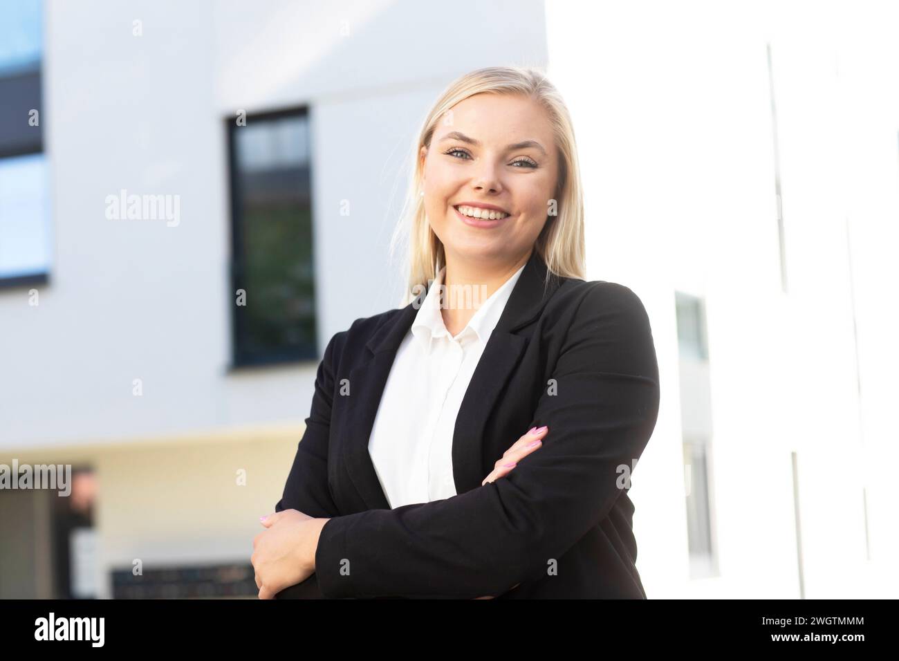 Long standing business hi-res stock photography and images - Alamy