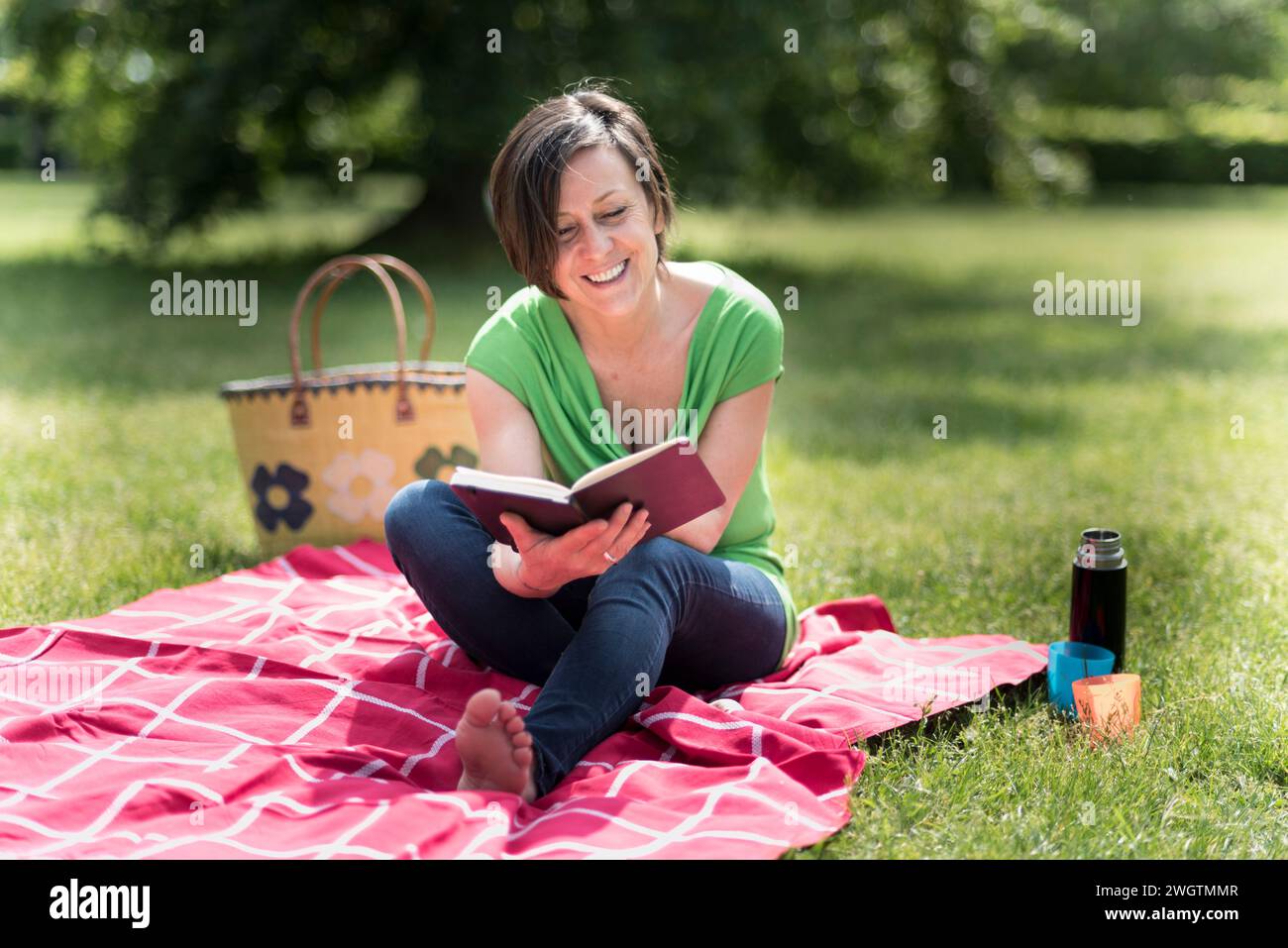 Woman Outdoors Milano Italy Stock Photo Alamy