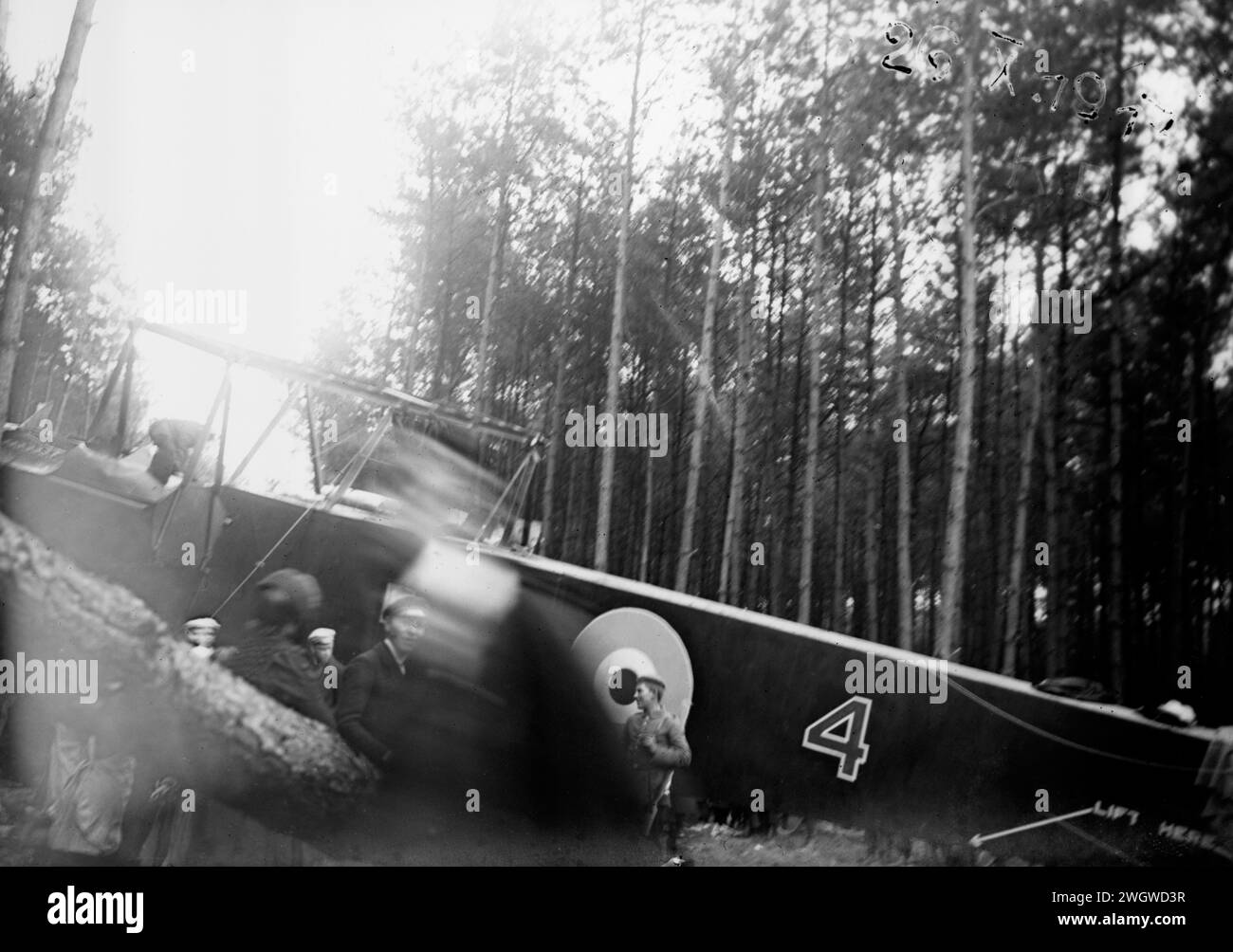 Handley Page O/400 Bomber / crashed biplane Bomber ROYAL AIR FORCE 1st ...