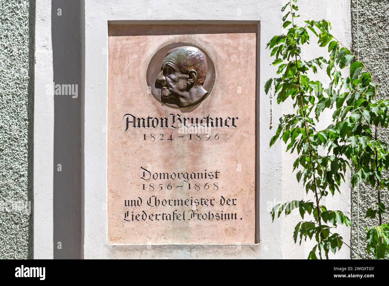 Anton bruckner memorial hi-res stock photography and images - Alamy