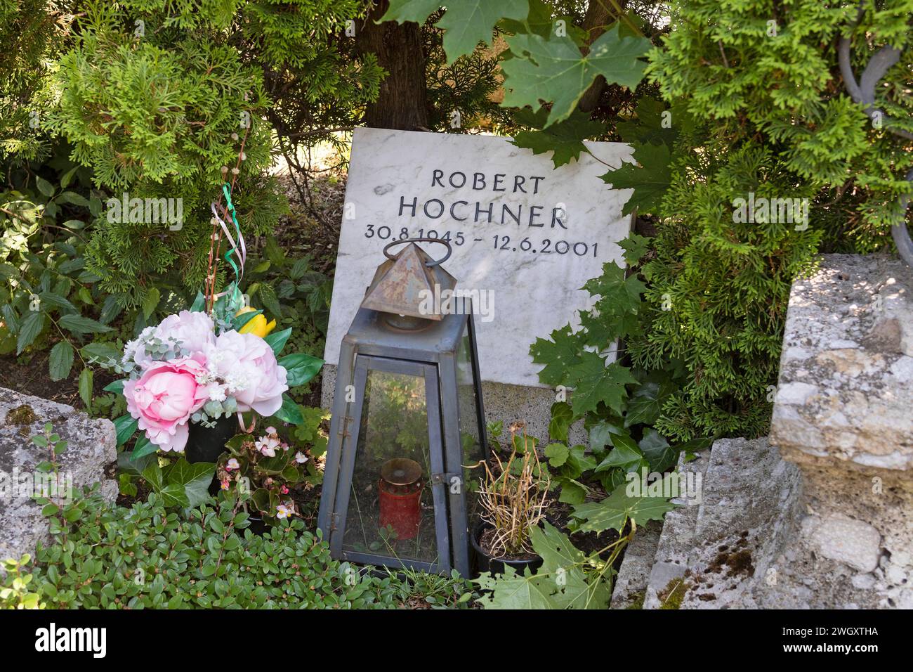 Robert Hochner, Austrian Journalist, Tomb At Hietzinger Cemetery In Vienna, Austria Stock Photo
