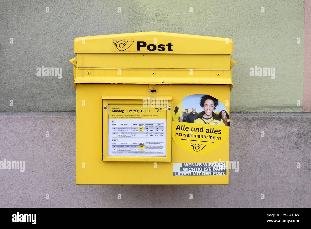 Posteinwurfkasten hires stock photography and images Alamy