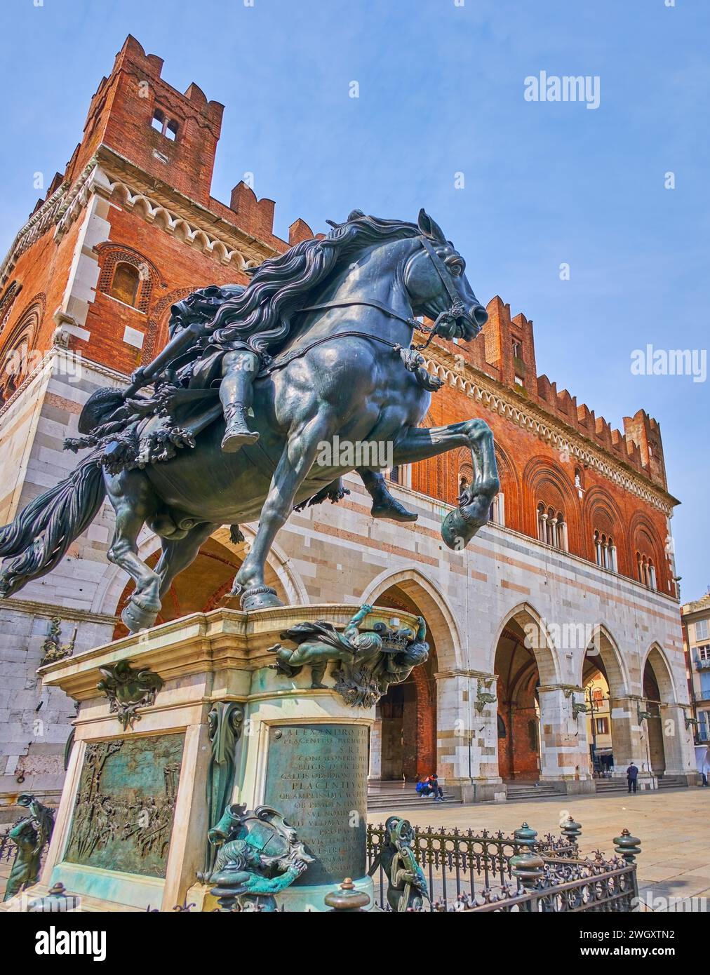 Equestrian statue of Alessandro Farnese at the Palazzo Comunale (Town Hall) on Cavalli Square, Piacenza, Italy Stock Photo