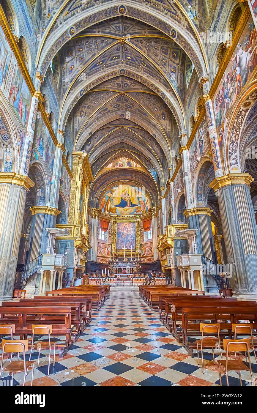 CREMONA, ITALY - APRIL 6, 2022: Interior of Santa Maria Assunta Cathedral with ornate altar and vault, Lombardy, Italy Stock Photo