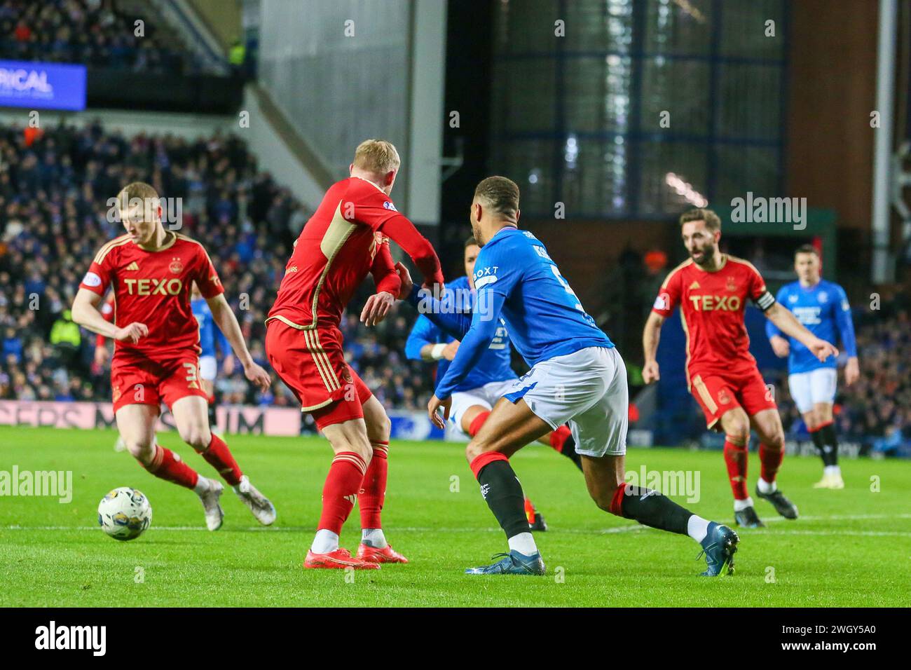 Glasgow, UK. 06th Feb, 2024. Rangers play against Aberdeen at Ibrox Stadium, in a Scottish Premiership game. Rangers are now only 3 points behind Celtic in the league, so the result for Rangers is important. Aberdeen appointed NEIL WARNOCK as interim manager and this will be his first game. Credit: Findlay/Alamy Live News Stock Photo