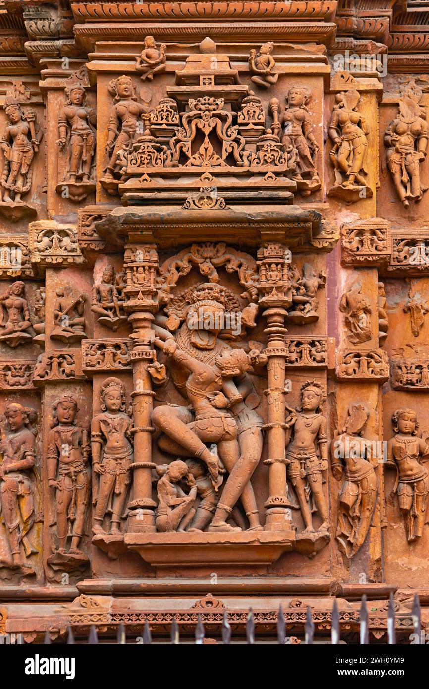 Carvings of Lord Narshimha With Lakshmi on the Sun Temple of Jhalarapatan, Rajasthan, India. Stock Photo