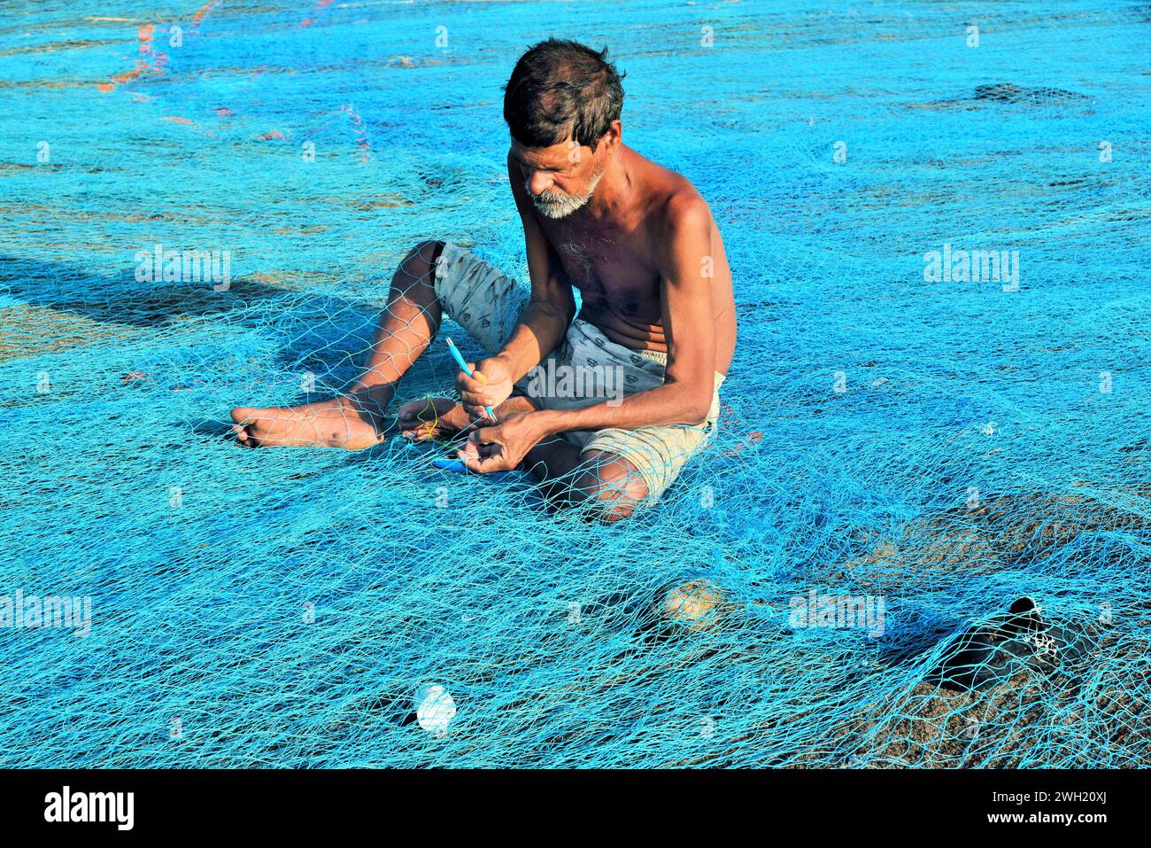Indian fisherman gujarat hi-res stock photography and images - Alamy