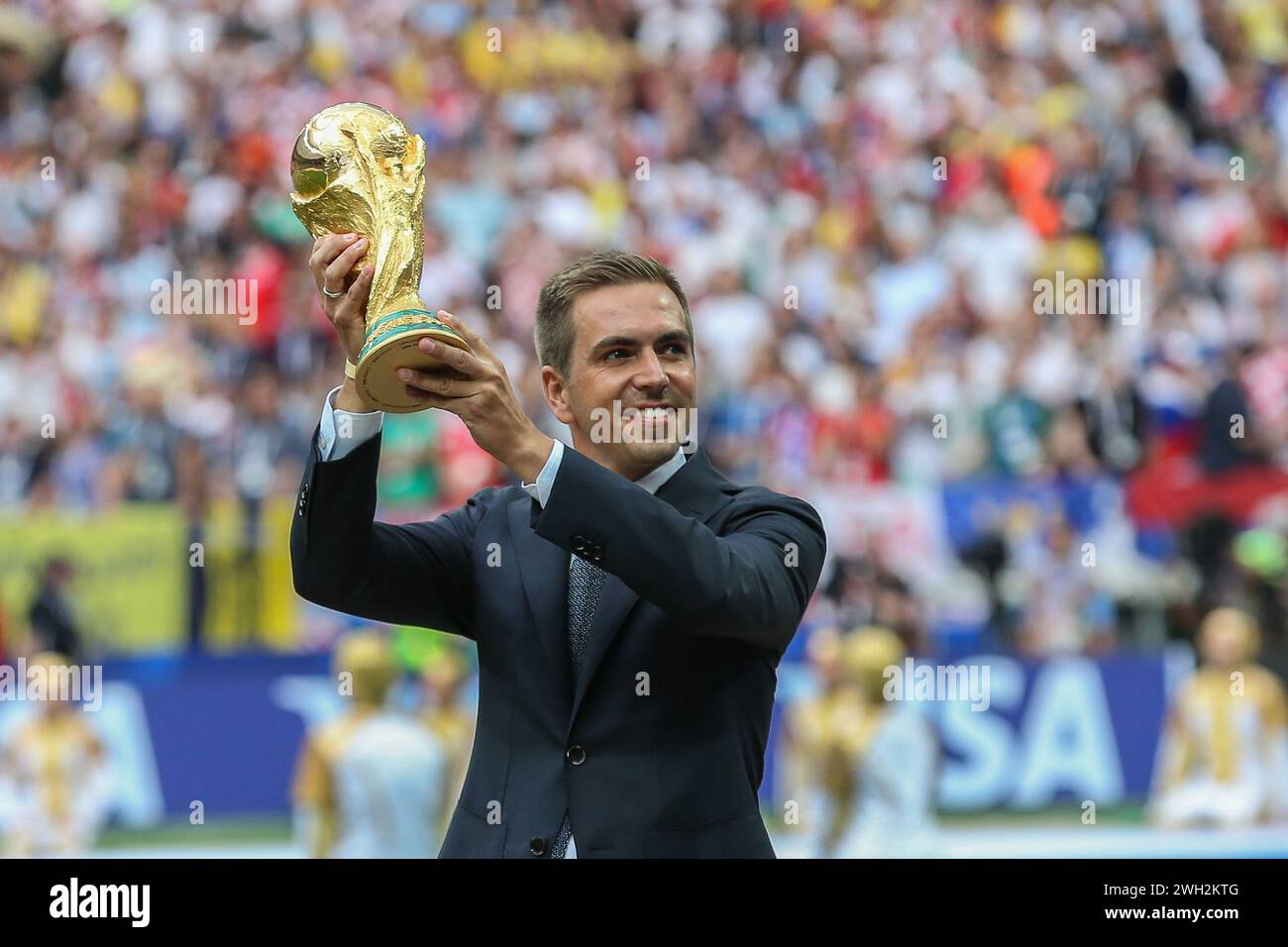 Moscow, Russia. 15th July, 2018. Philipp Lahm of Germany presents the world cup trophy during the FIFA World Cup 2018 Final match between France and Croatia at Luzhniki Stadium. Final score: France 4:2 Croatia. (Photo by Grzegorz Wajda/SOPA Images/Sipa USA) Credit: Sipa USA/Alamy Live News Stock Photo