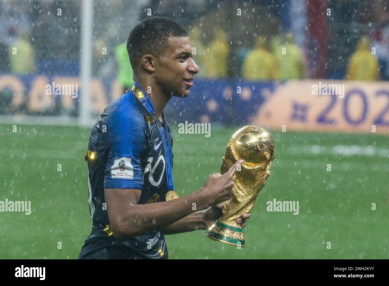 Moscow, Russia. 15th July, 2018. Kylian Mbappe of France celebrates with the trophy during the FIFA World Cup 2018 Final match between France and Croatia at Luzhniki Stadium. Final score: France 4:2 Croatia. (Photo by Grzegorz Wajda/SOPA Images/Sipa USA) Credit: Sipa USA/Alamy Live News Stock Photo