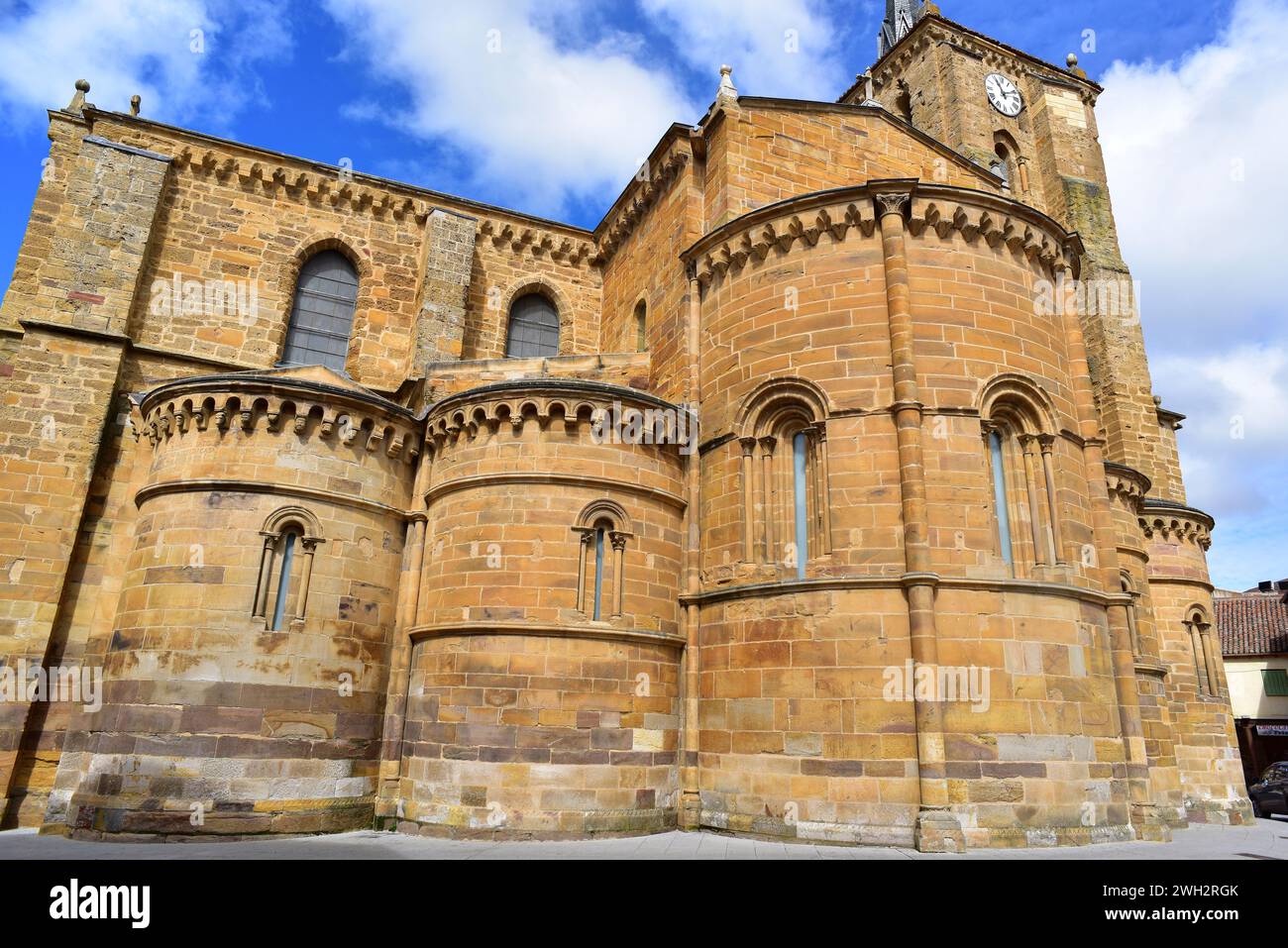 Benavente, Santa Maria del Azogue church (romanesque and gothic 12-16th centuries). Apses. Zamora province, Castilla y Leon, Spain. Stock Photo