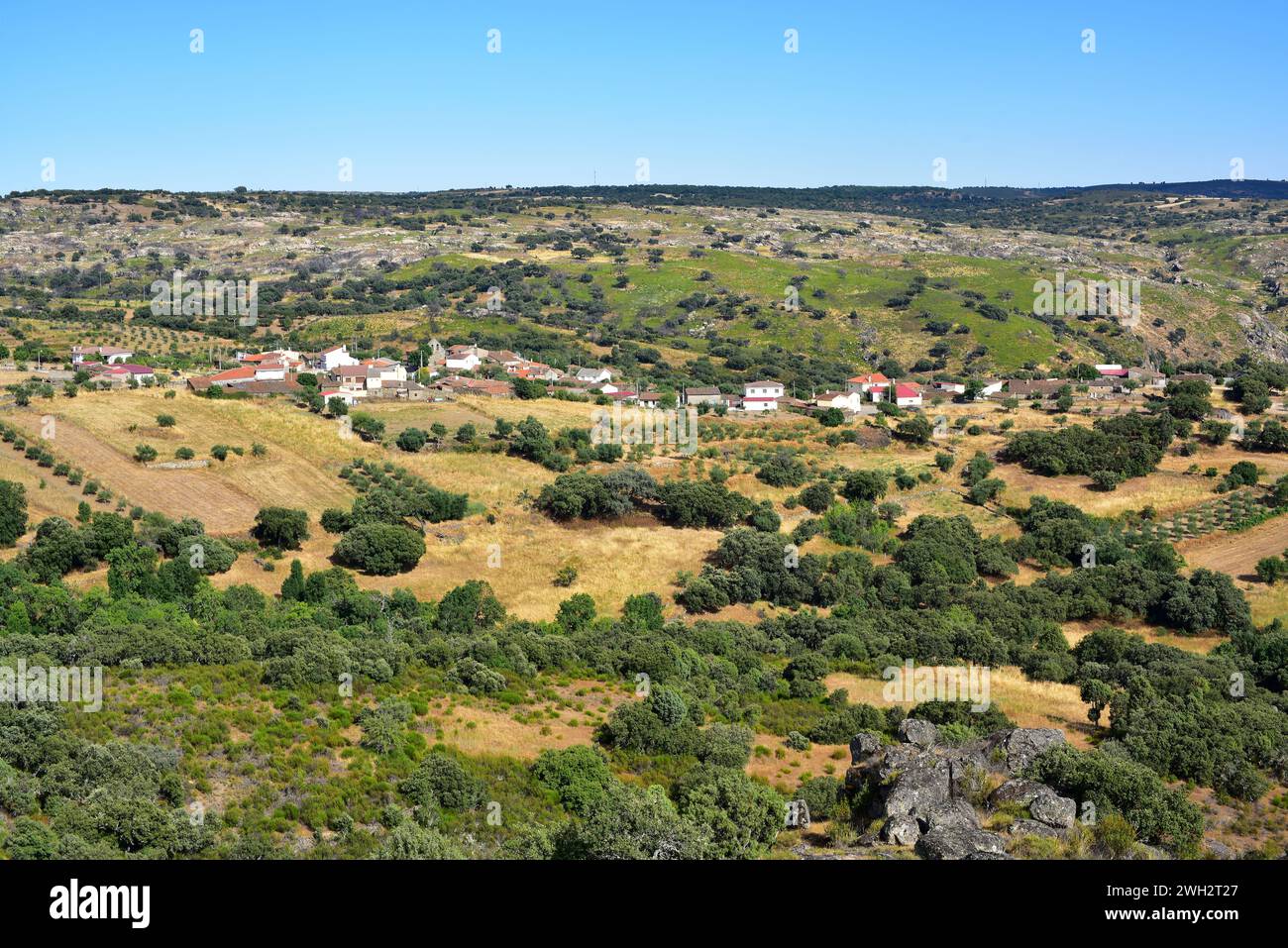 Pinilla de Fermoselle, panoramic view. Villar del Buey municipality, Arribes del Duero Natural Park, Sayago, Zamora province, Castilla y Leon, Spain. Stock Photo