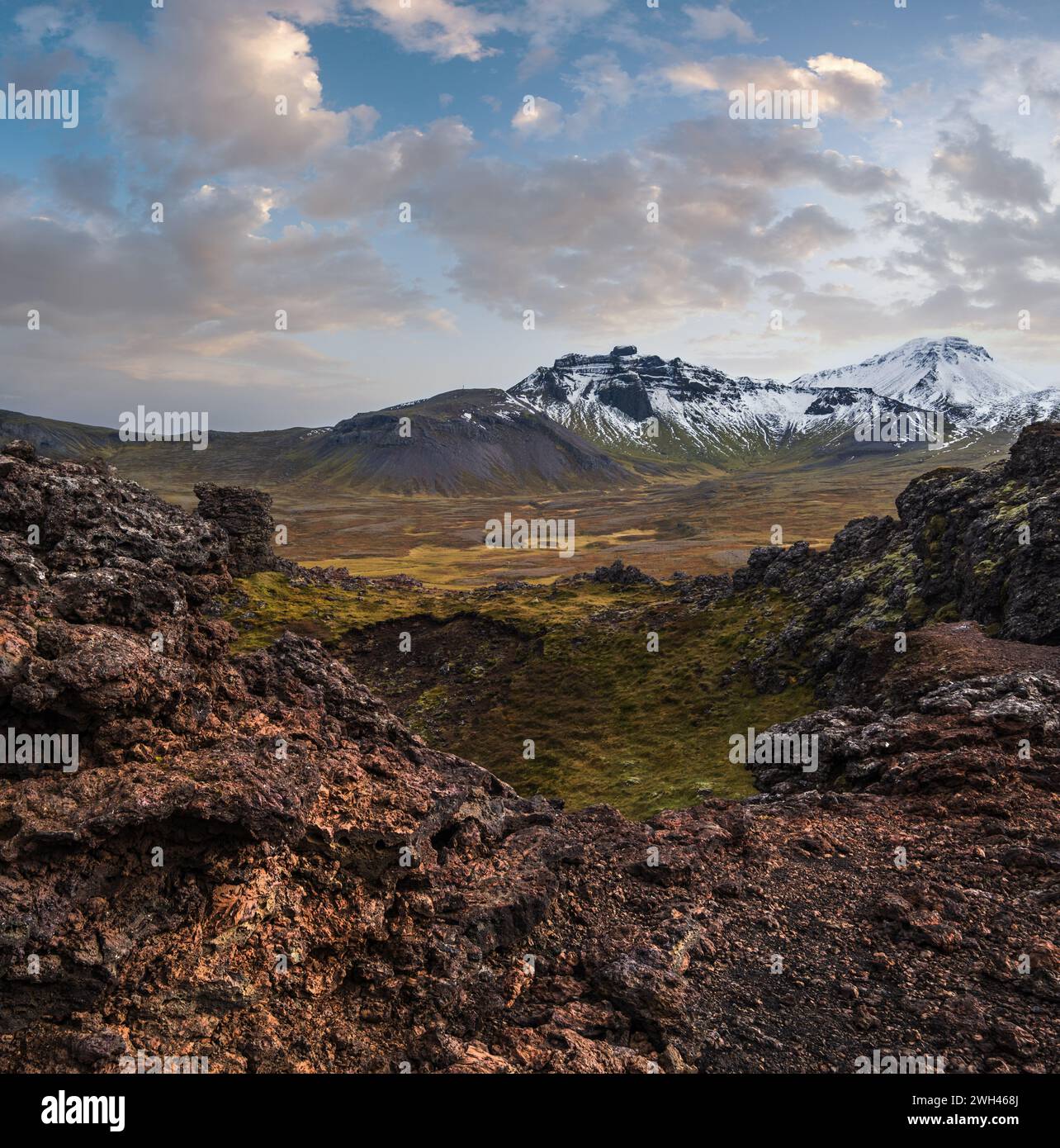 Volcanic View Spectacular volcanic view from Saxholl Crater, Snaefellsnes peninsula ...