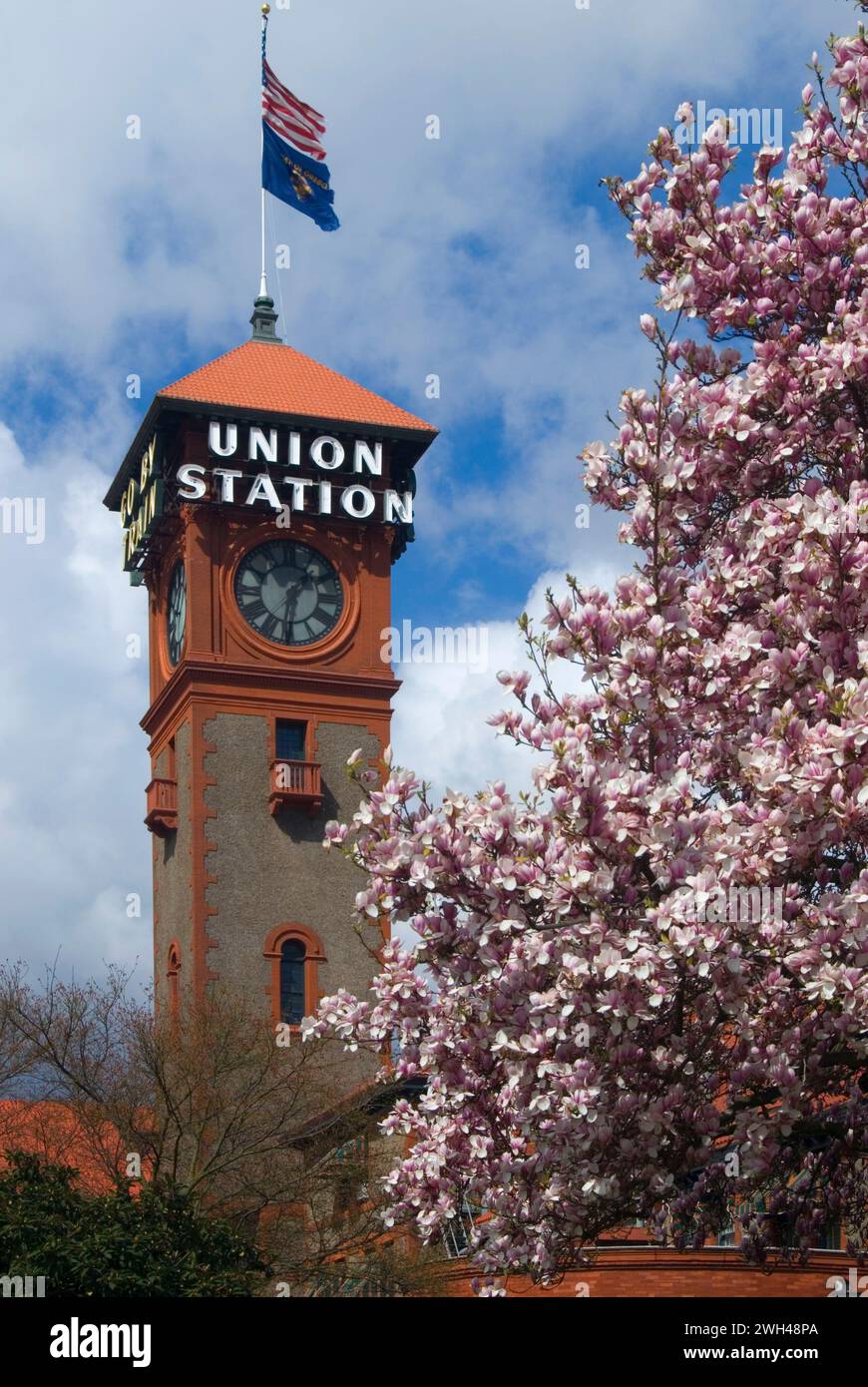 Clock tower union station hi-res stock photography and images - Alamy