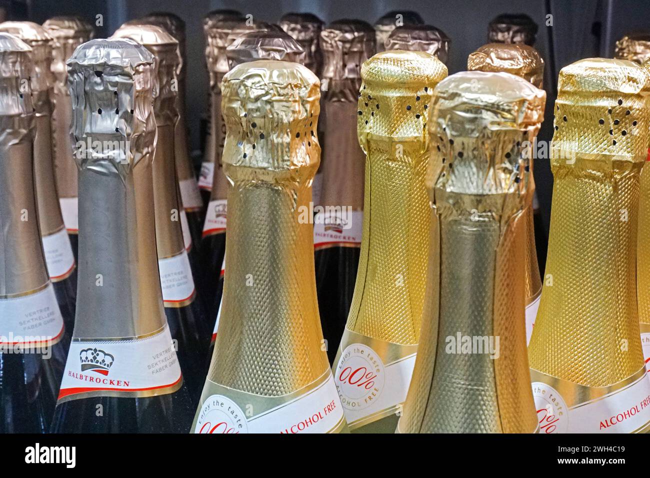 Alkoholtote hi-res stock photography and images - Alamy