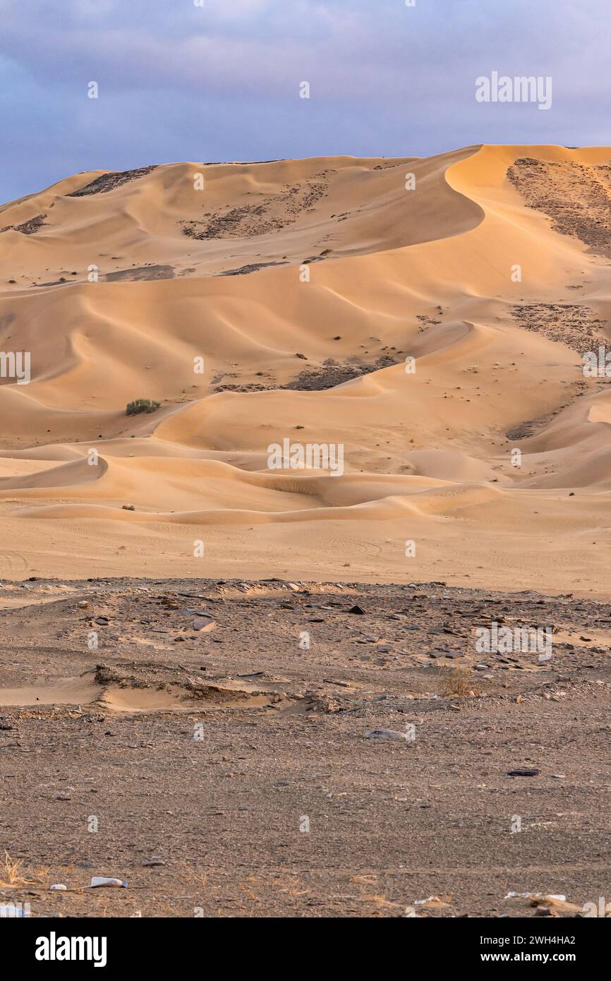 Middle East, Saudi Arabia, Tabuk Province, Tayma. Sand dunes in the Saudi Arabian desert. Stock Photo