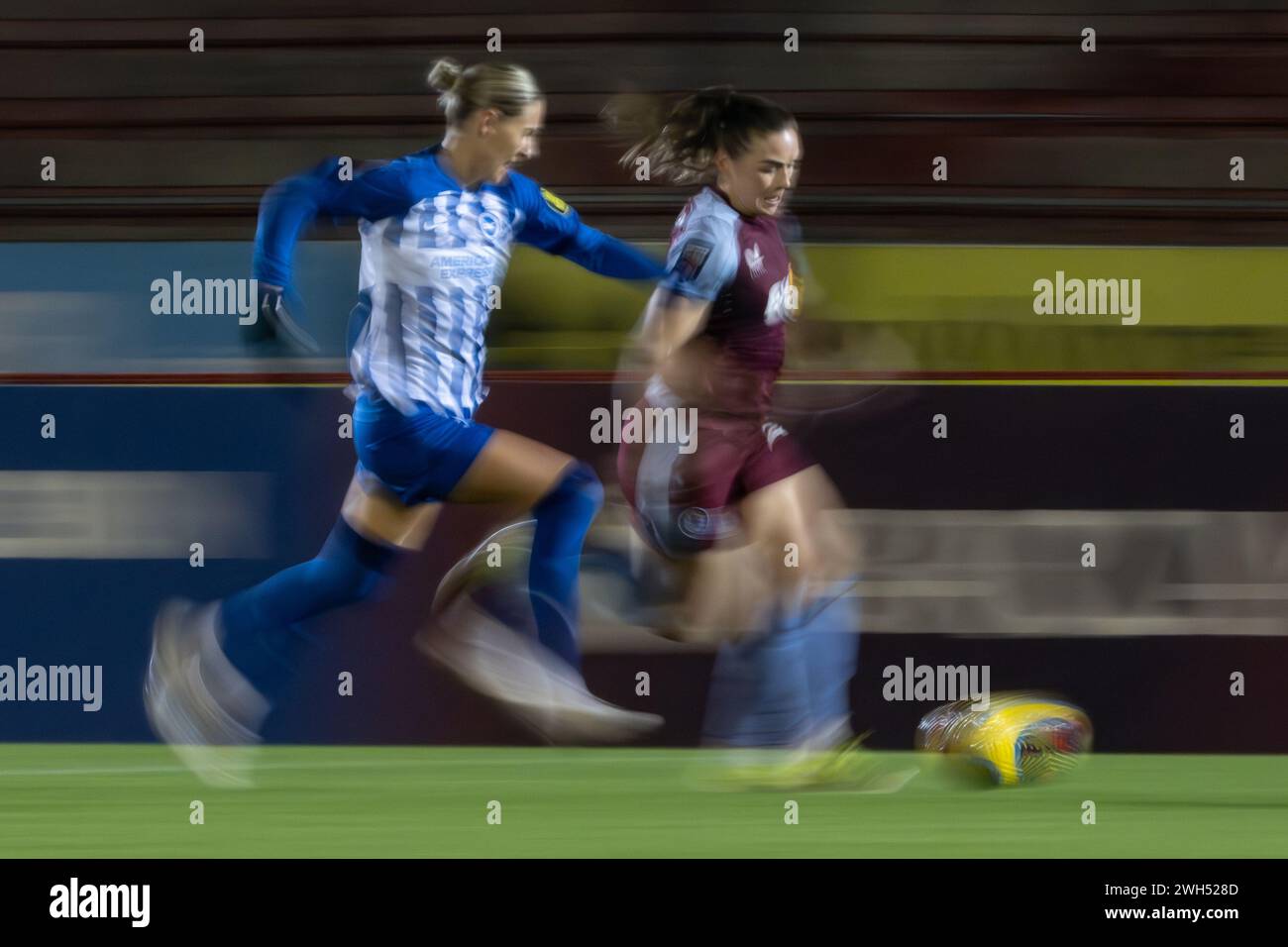 Crawley, UK. 7th February 2024.   Kirsty Hanson of Aston Villa Women during The FA Women’s Continental Tyres League Cup Quarter Final match between Brighton & Hove Albion WFC and Aston Villa WFC at Broadfield Stadium in Crawley on 7th February 2024.   This image may only be used for Editorial purposes. Editorial use only.  Credit: Ashley Crowden/Alamy Live News Stock Photo