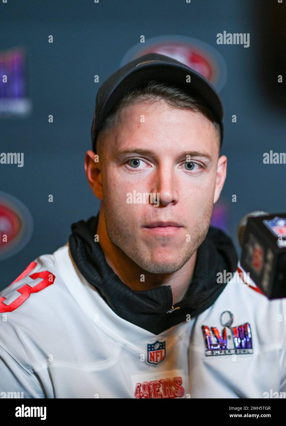 Christian mccaffrey 49ers hires stock photography and images Alamy