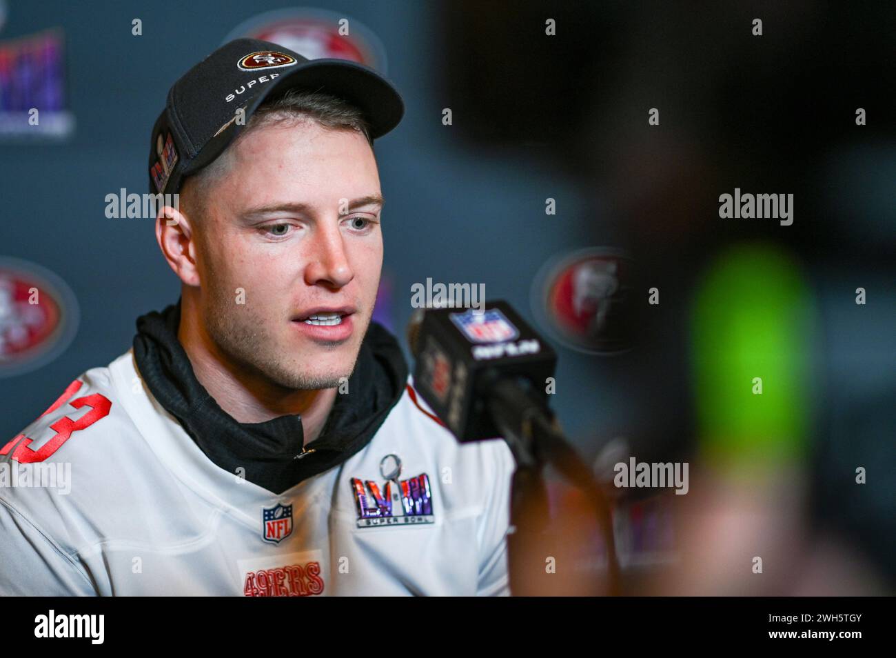 Christian mccaffrey 49ers hires stock photography and images Alamy