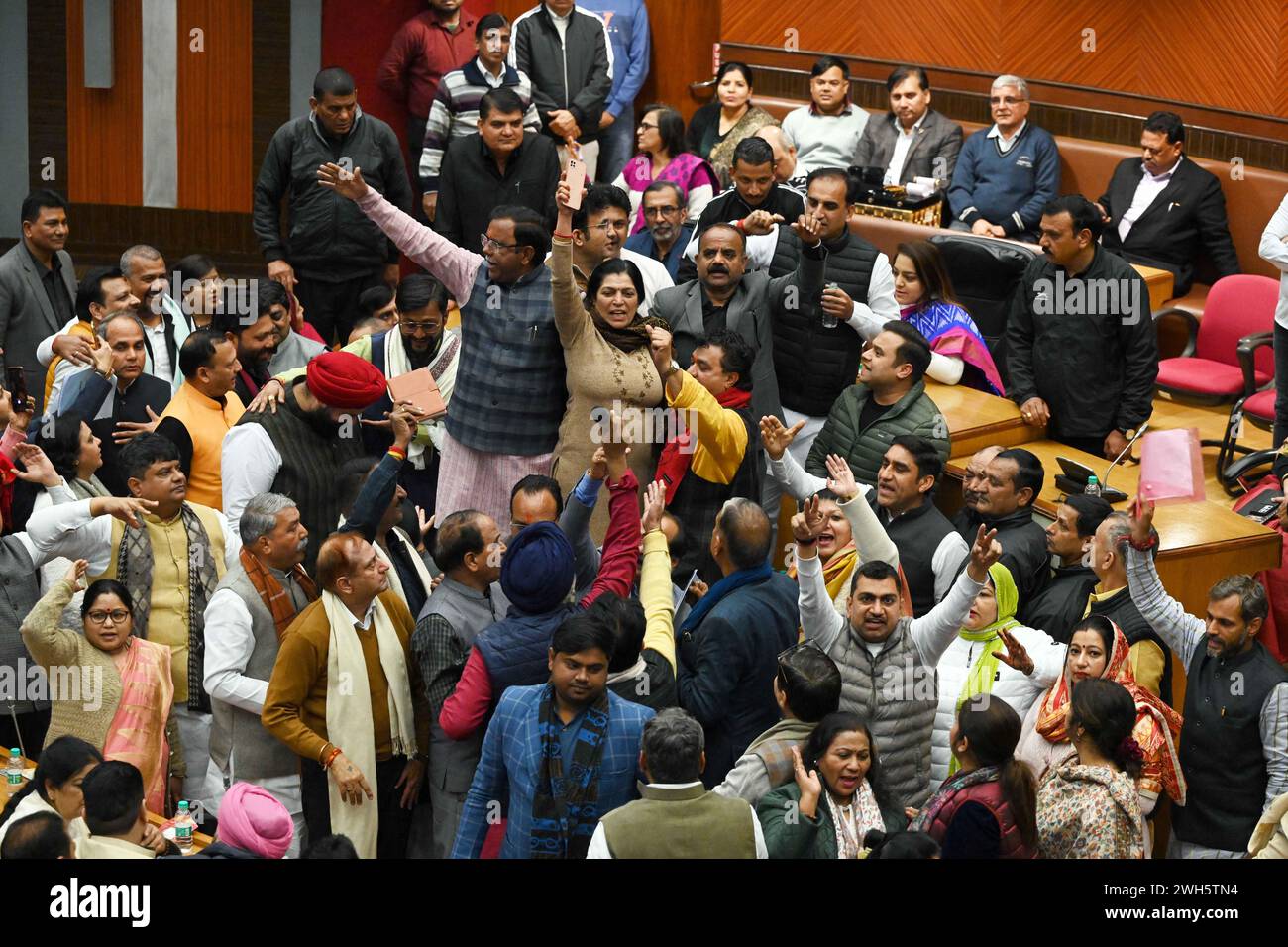 New Delhi, India. 07th Feb, 2024. NEW DELHI, INDIA - FEBRUARY 7: Opposition party councillors protest in front of Delhi Mayor Shelly Oberoi inside the Municipal Corporation of Delhi (MCD) House during the Special Meeting on the Revised Budget Estimates 2023-24, at the Shyama Prasad Mukherjee Civic Centre, on February 7, 2024 in New Delhi, India. (Photo by Sanjeev Verma/Hindustan Times/Sipa USA) Credit: Sipa USA/Alamy Live News Stock Photo