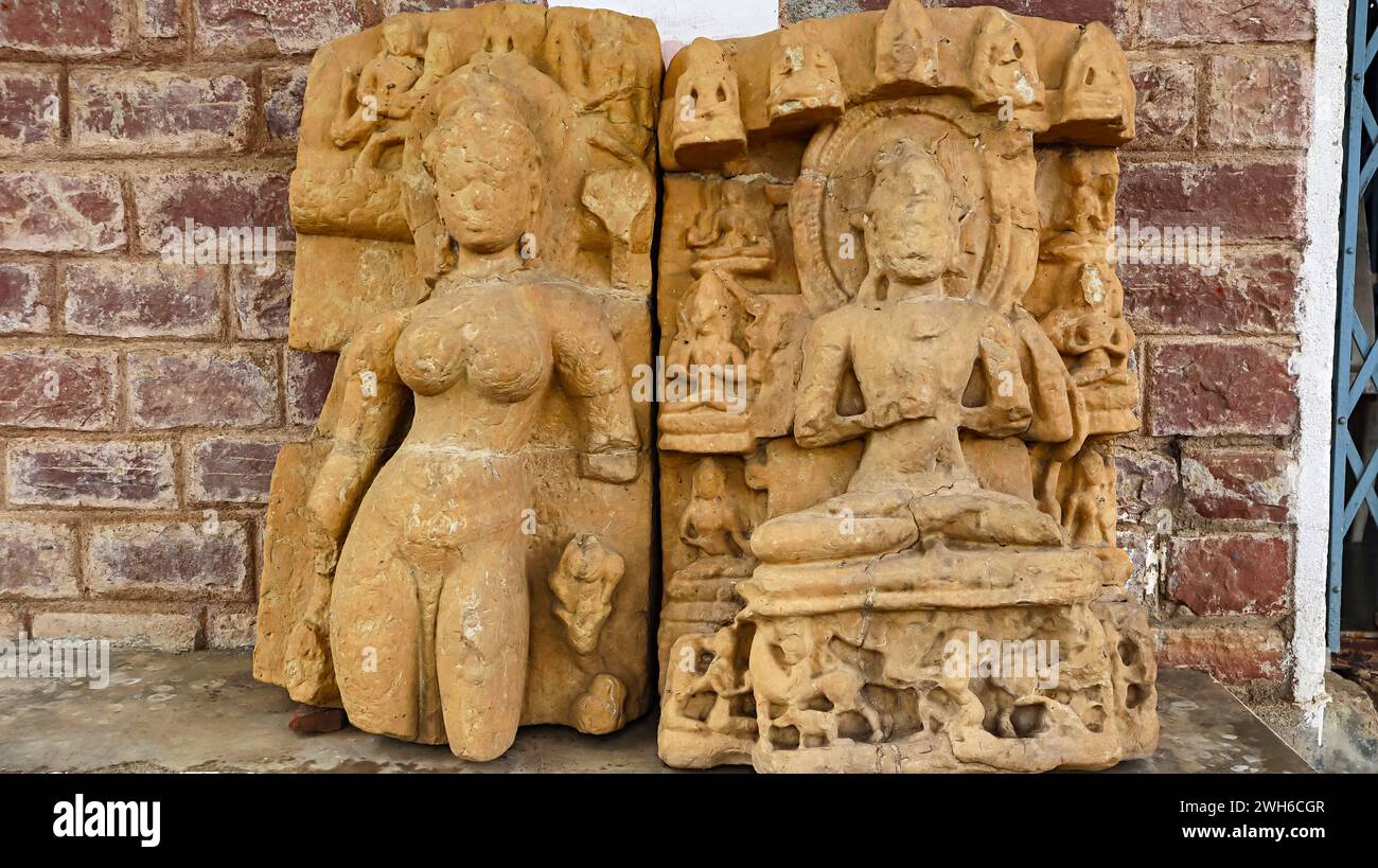 Statue of Lord Buddha and Yokshi in the Campus of Shri Pataleshwar Temple, Malhar, Bilaspur, Chhattisgarh, India. Stock Photo