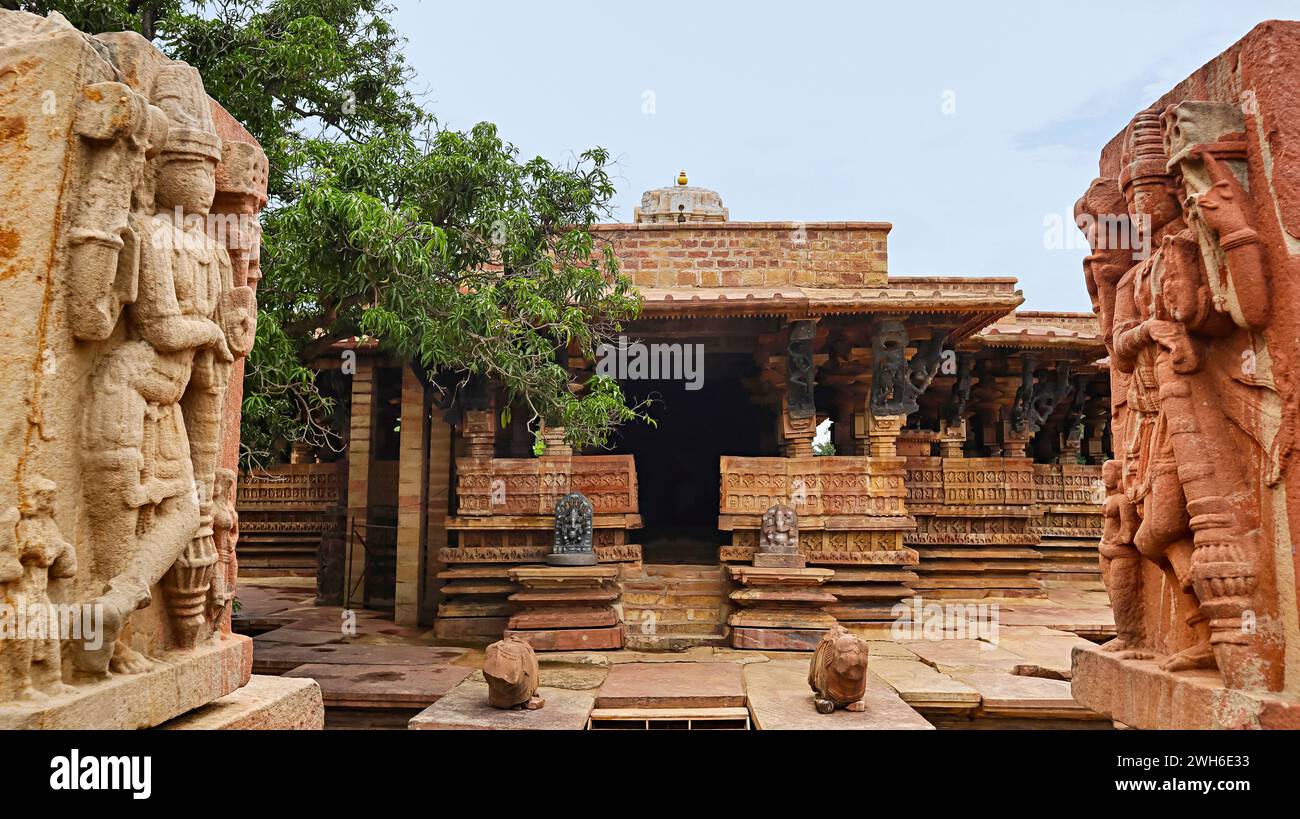 Dwarapala in Front of Kakatiya Rudreshwara Temple, Palampet, Warangal, Telangana, India. Stock Photo