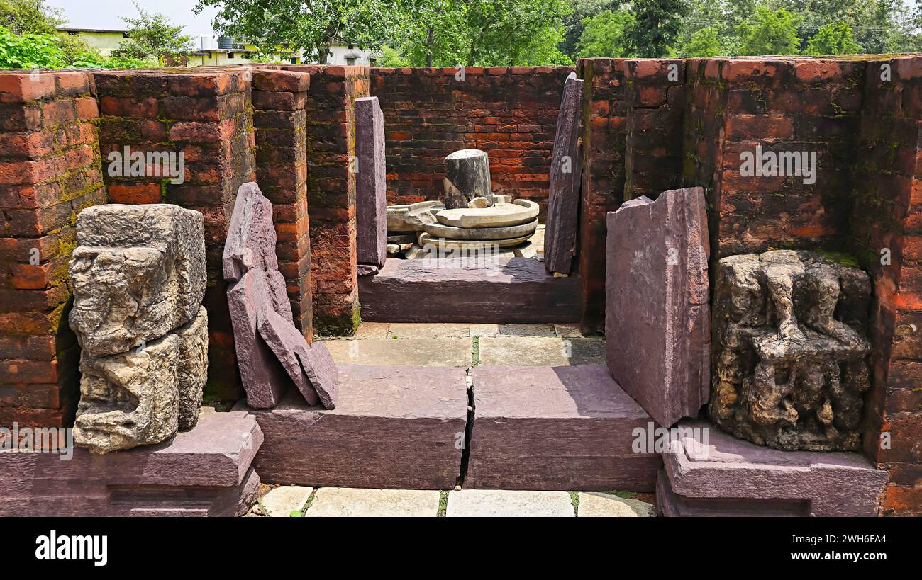 Ancient Ruin Shiva Temple, West Facing Pancharatha 7th Century Temple, Sirpur, Mahasamund, Chhattisgarh, India. Stock Photo